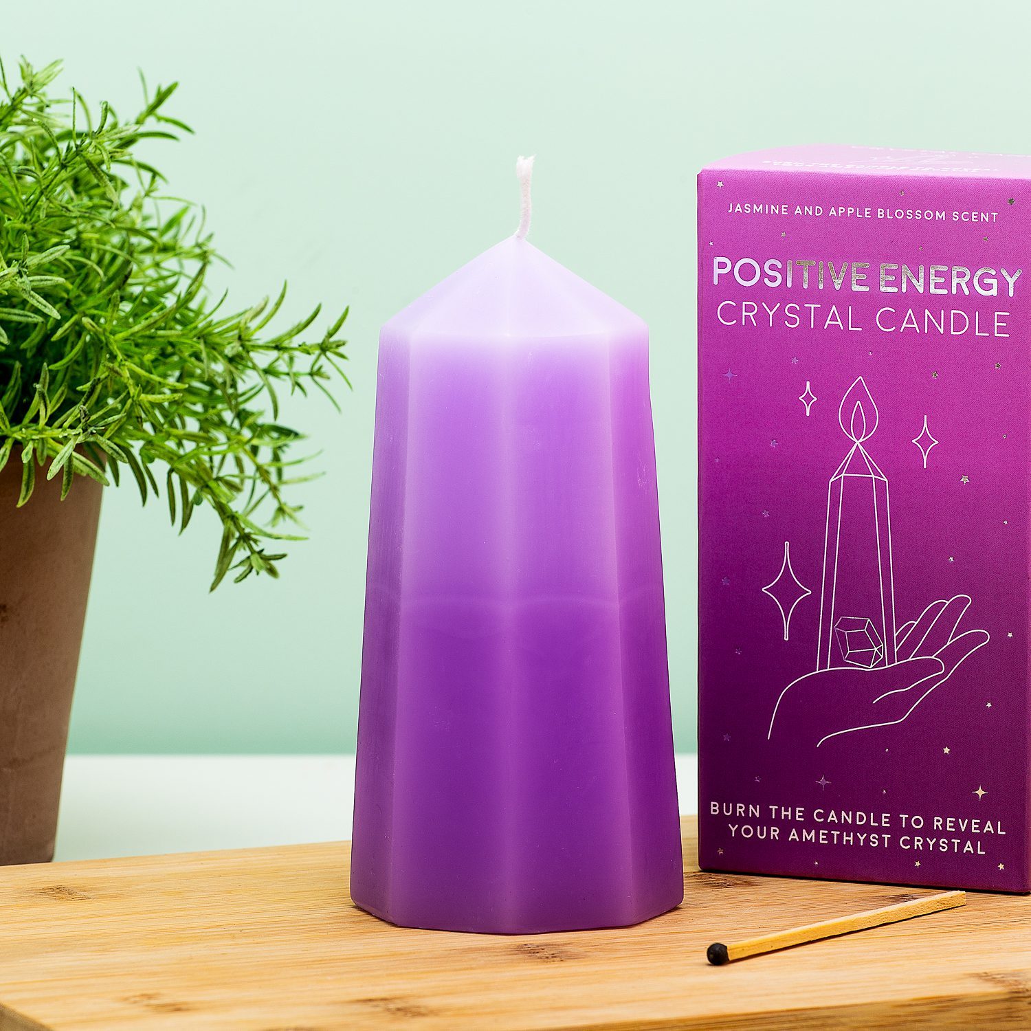 Kristallförmige Kerze mit Amethyst