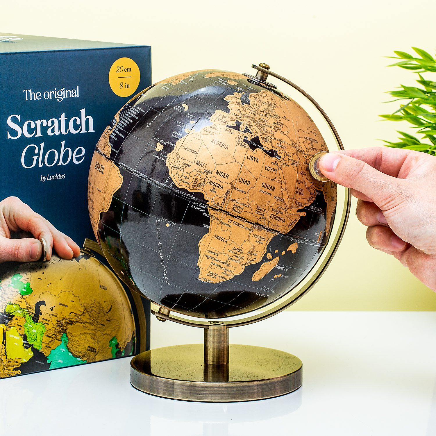 Globus mit Rubbelfolie