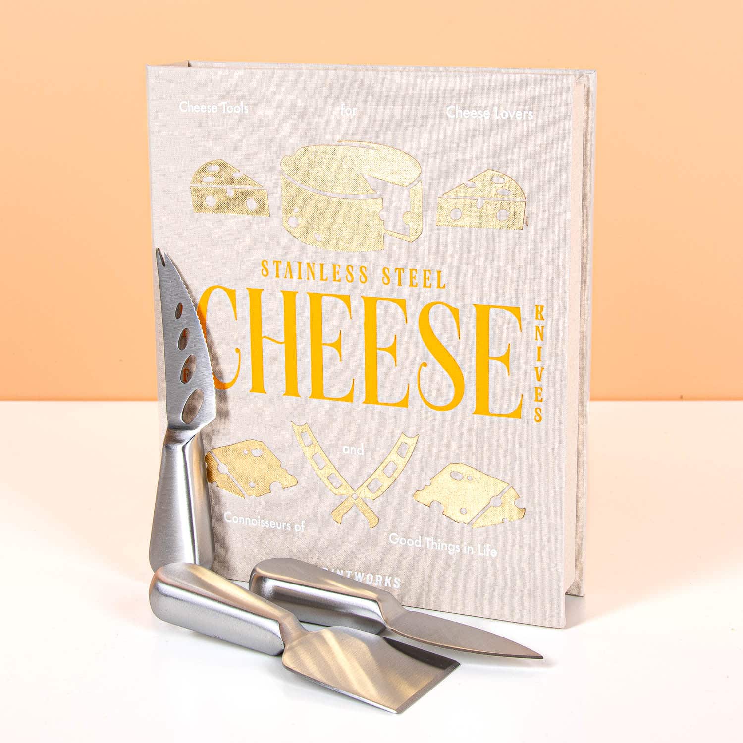 Essentials Buch mit Käse-Werkzeugen