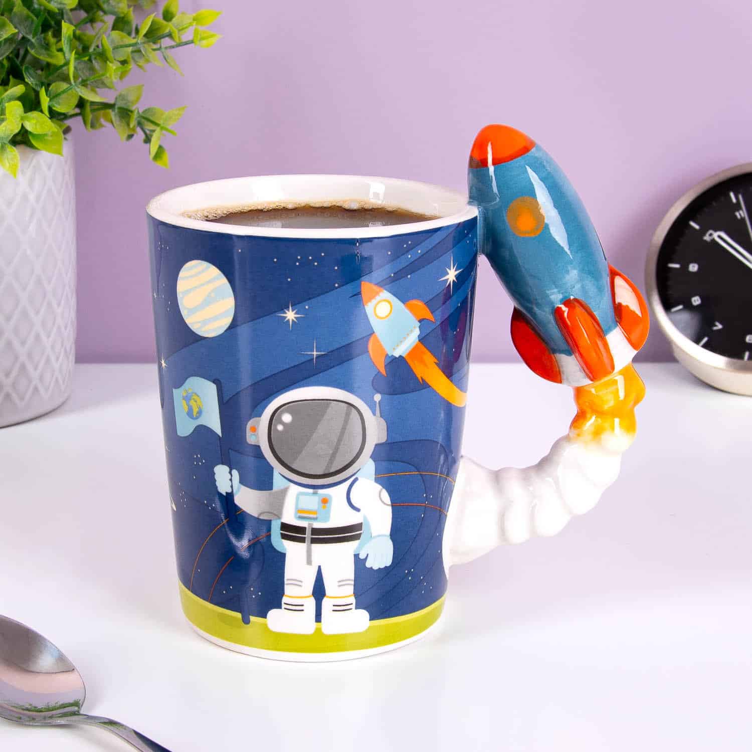 Weltraum Tasse mit Raketenhenkel