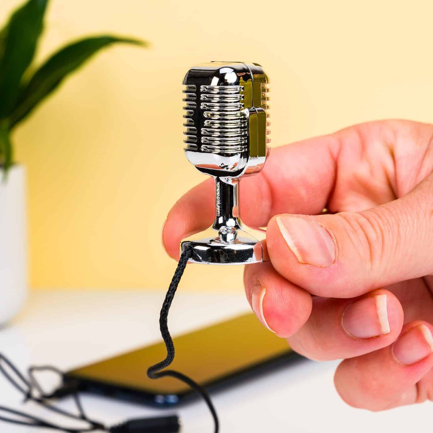 Mini-Retro-Mikrofon für Smartphone