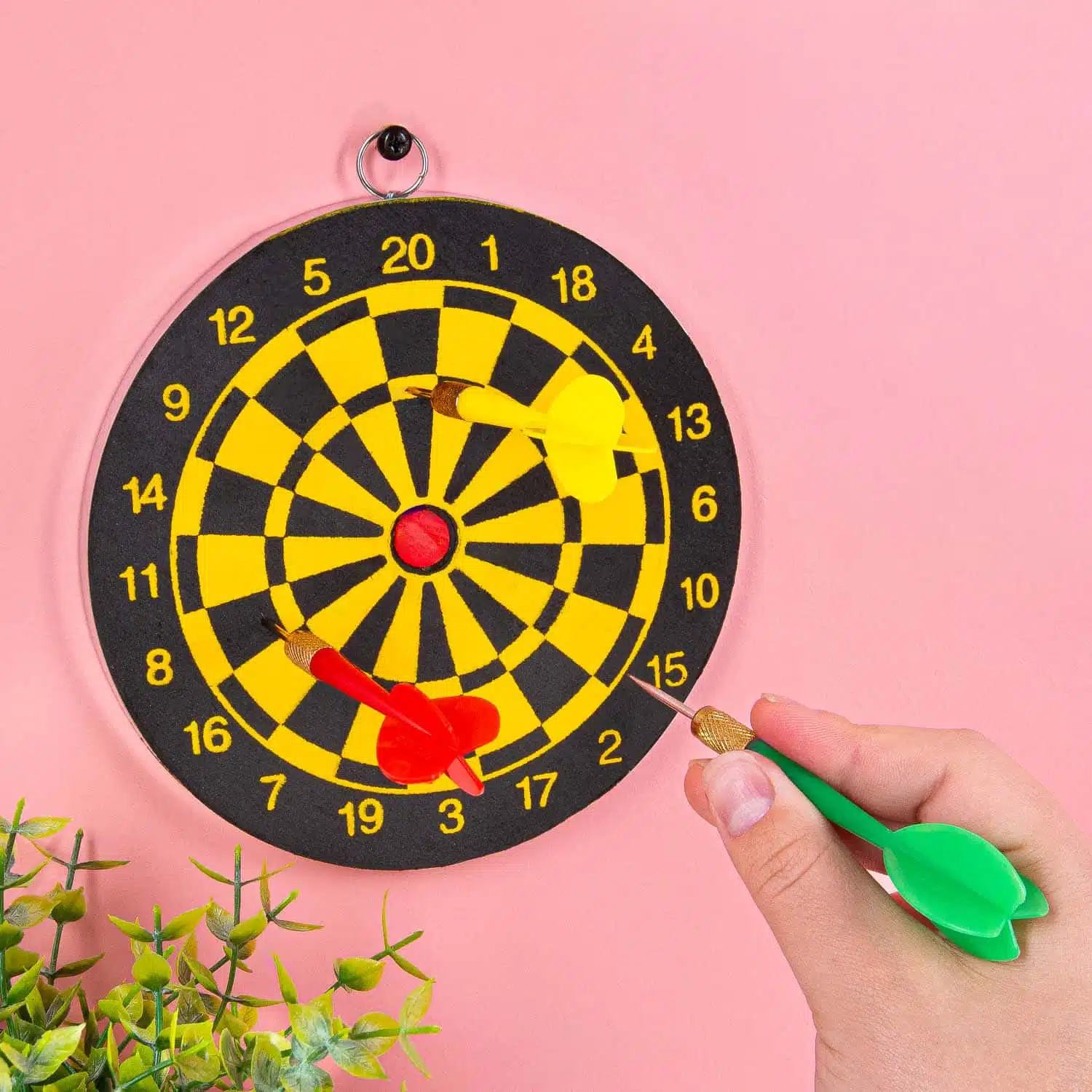 Mini-Dartboard mit 3 Darts