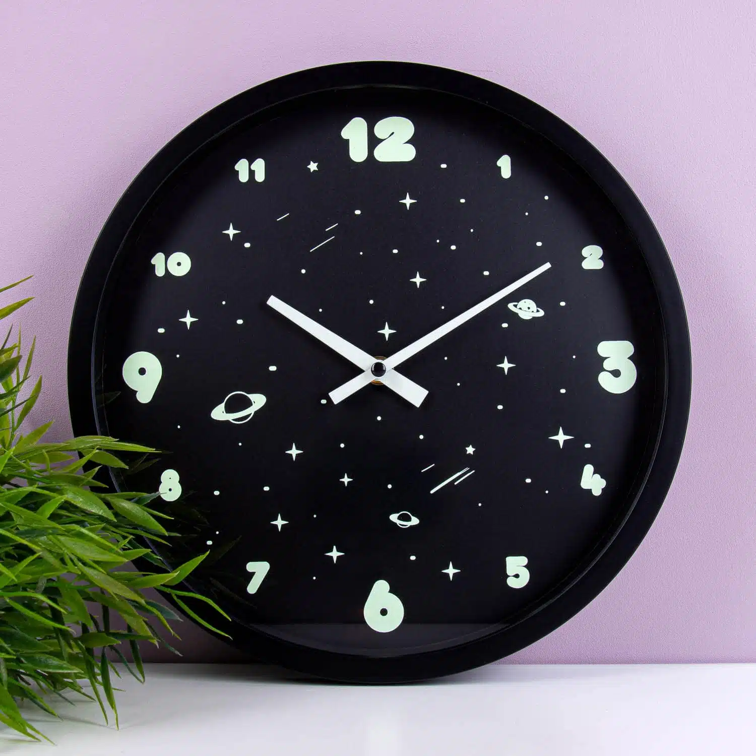 Glow-in-the-Dark Weltraum-Uhr