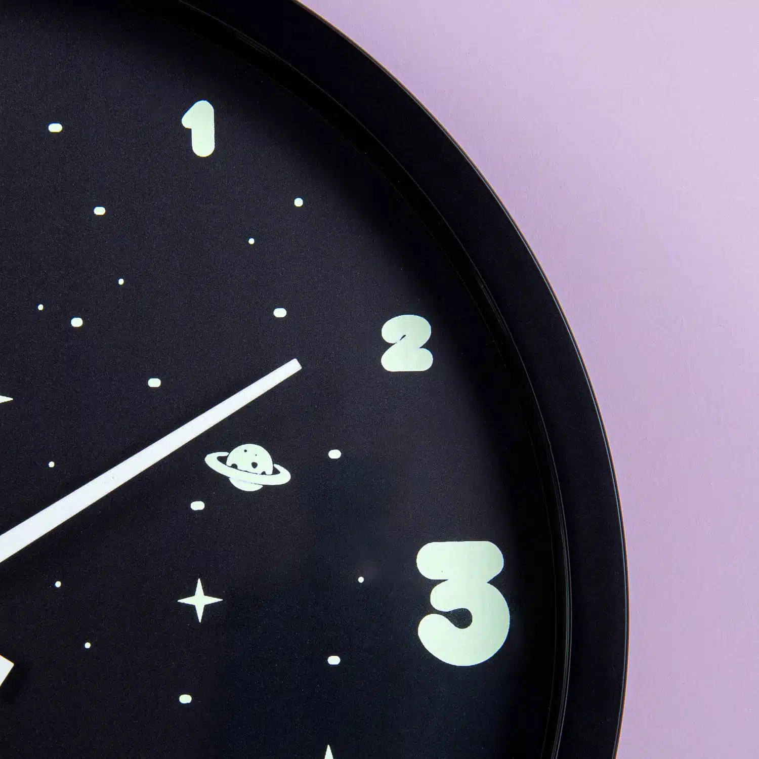 Glow-in-the-Dark Weltraum-Uhr