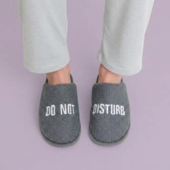 Do Not Disturb Hausschuhe