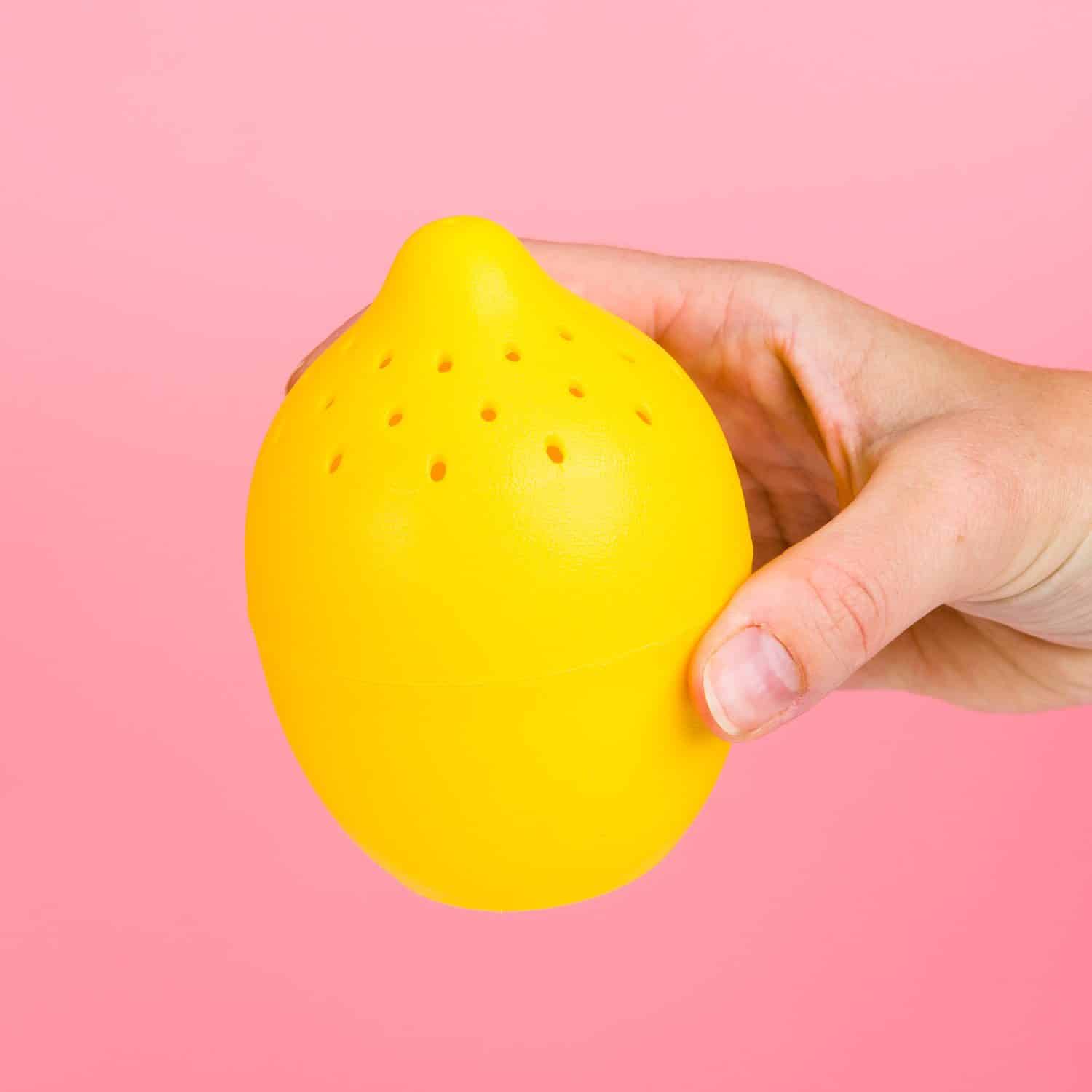 Zitronen-Mikrowellenreiniger