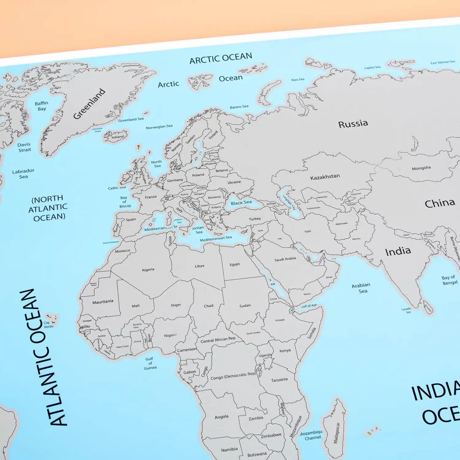 Rubbel-Weltkarte für Reisende