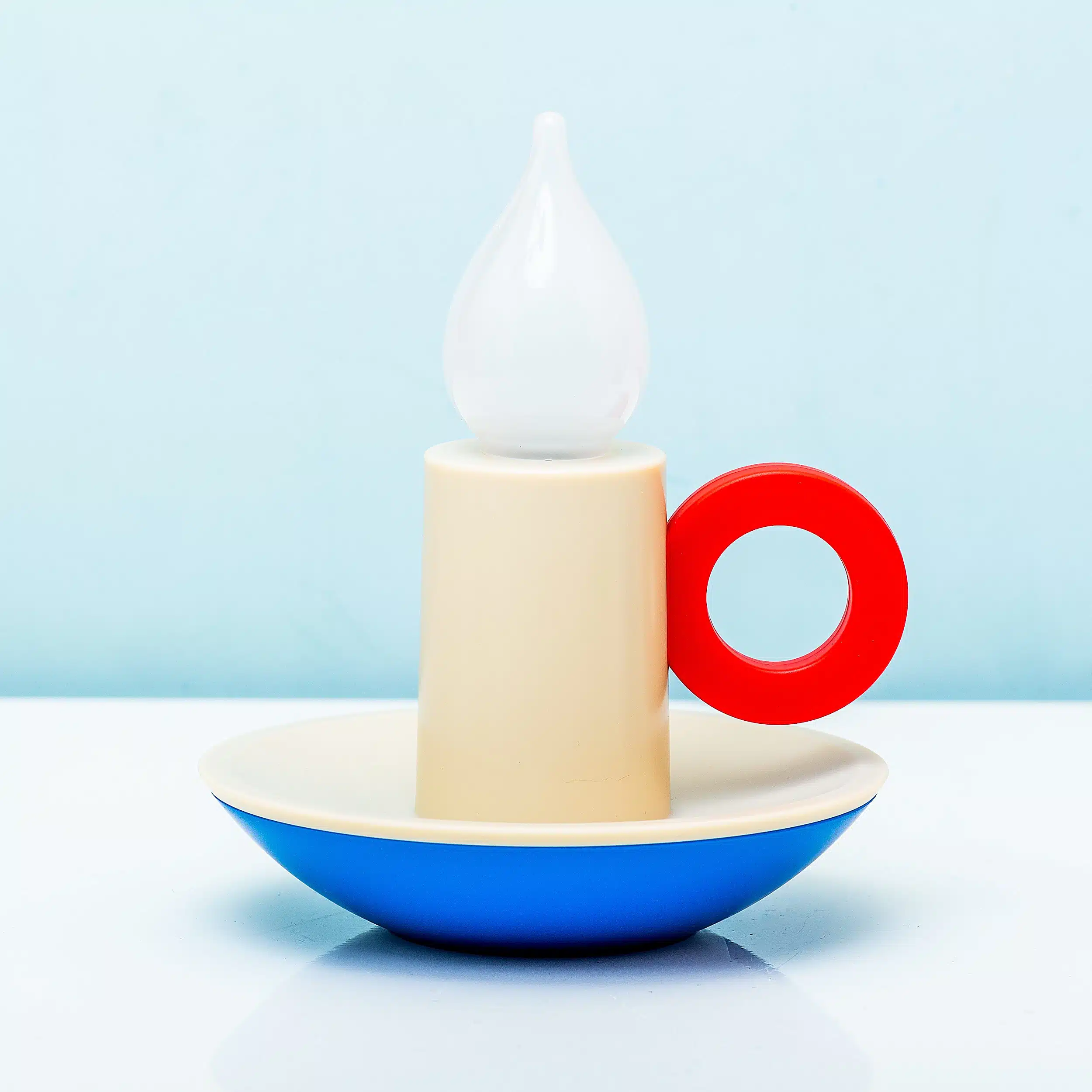 Wiederaufladbare Kerzenhalter-Lampe โ Weiร mit Blau