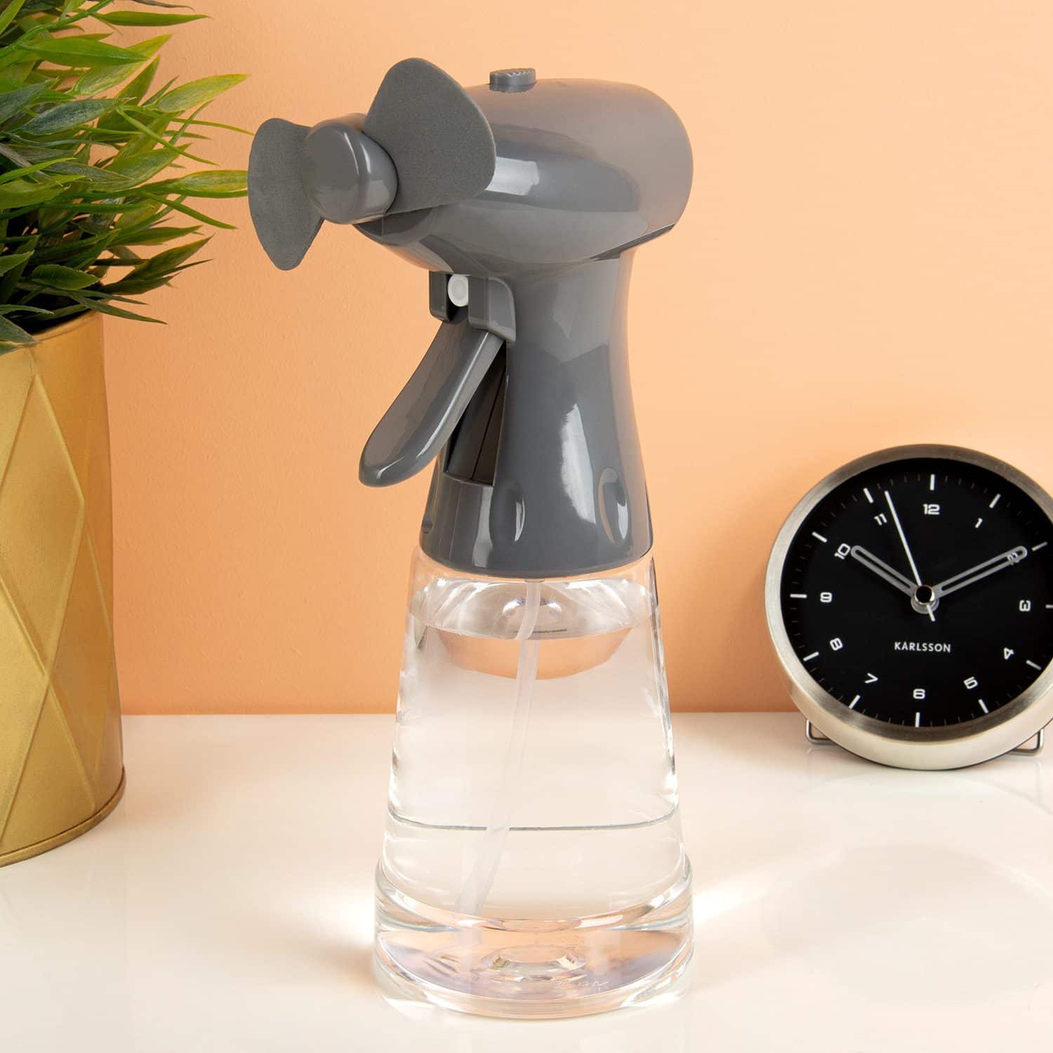 Wasserflasche mit Ventilator