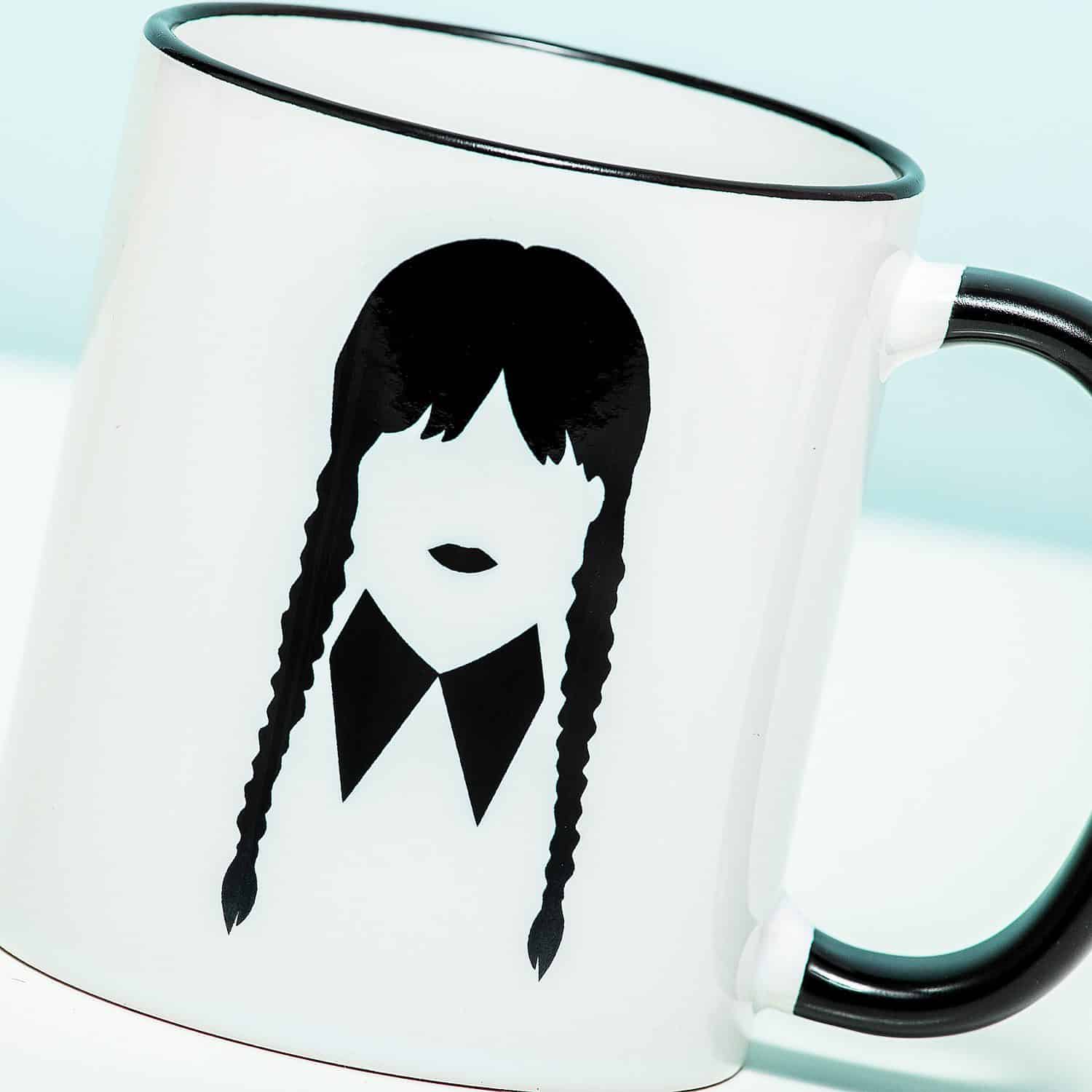 Tasse Mittwoch Addams