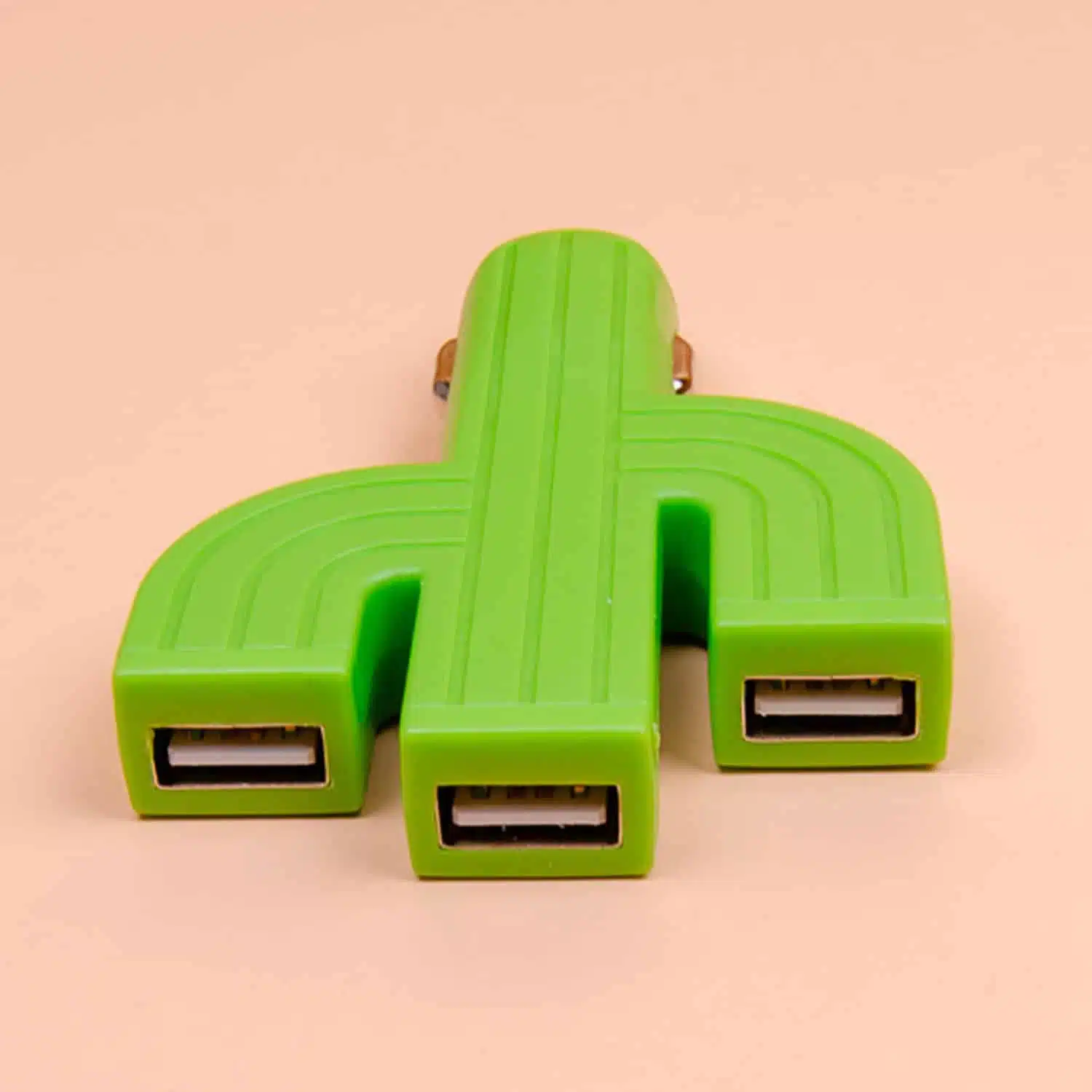Cactus USB-Autoladegerät mit 3 Anschlüssen