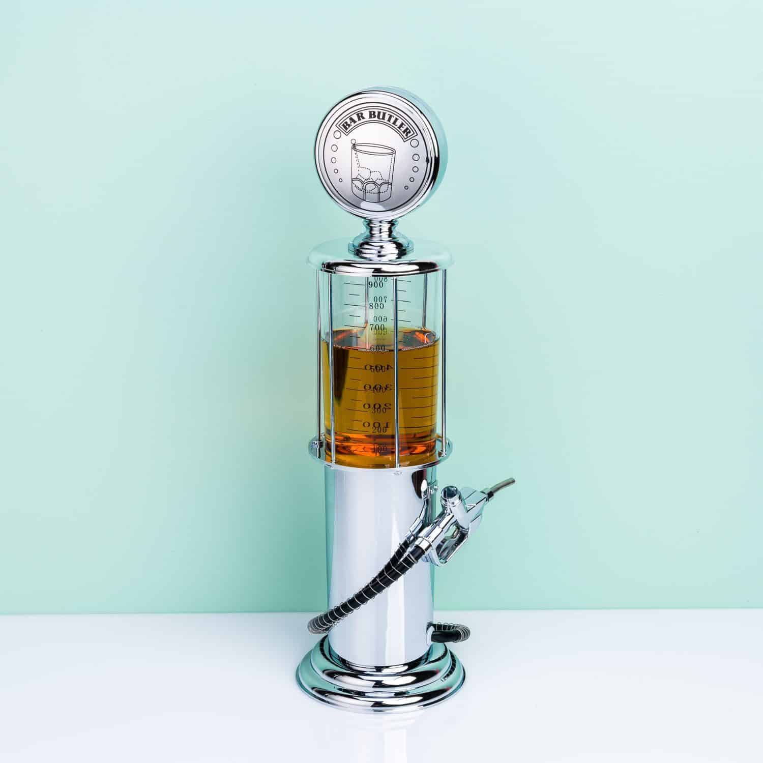 Benzinpumpe Getränkespender