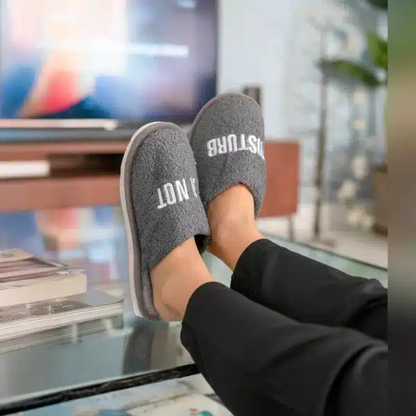 Do Not Disturb Hausschuhe