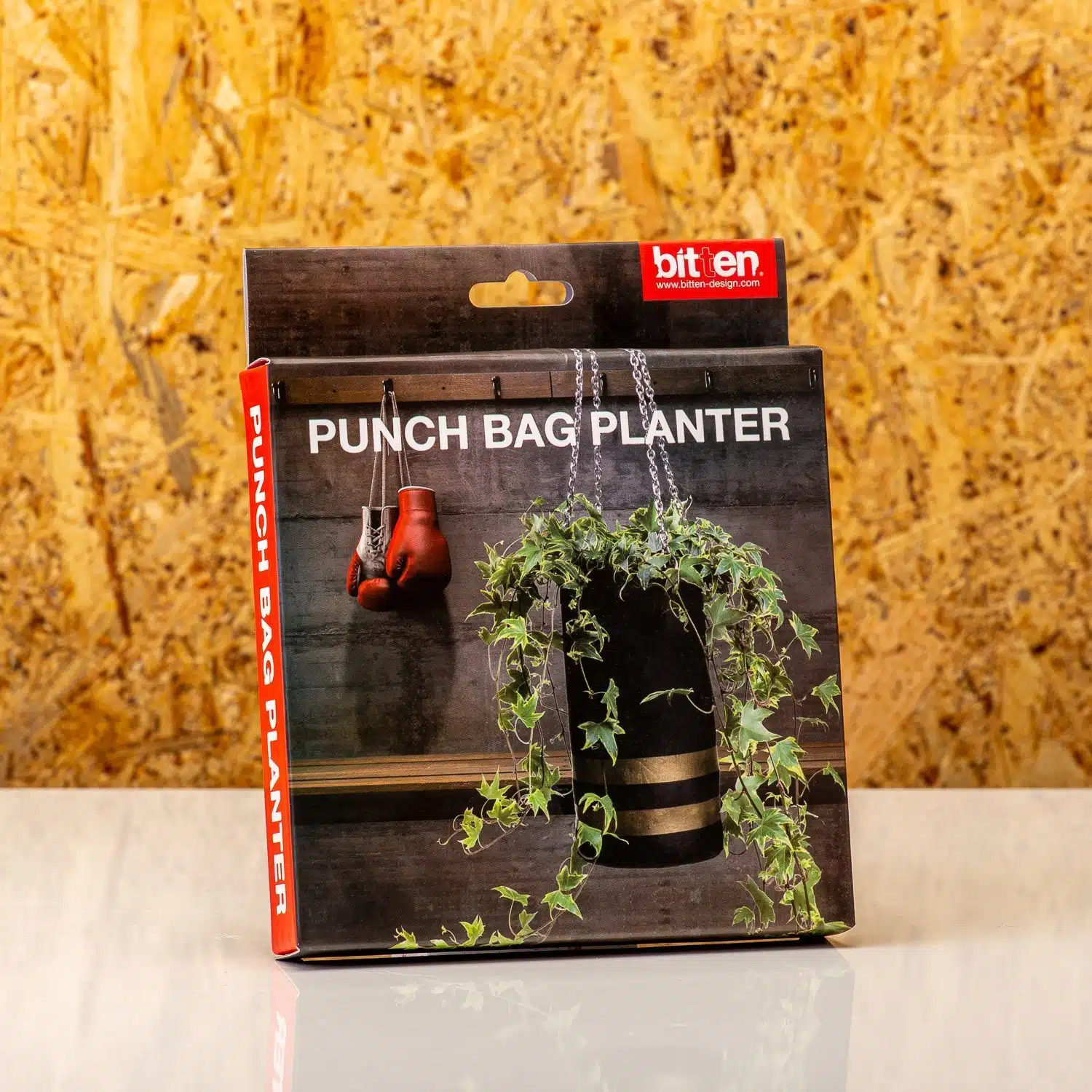 Blumentopf als Boxsack