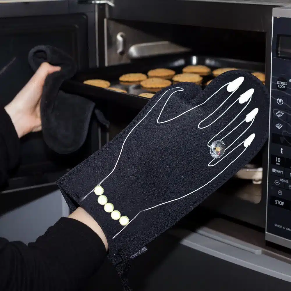 Ofenhandschuh mit Diamant