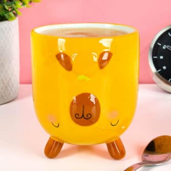 Kopfüber Capibara Tasse