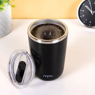 Selbstrührende Thermosbecher