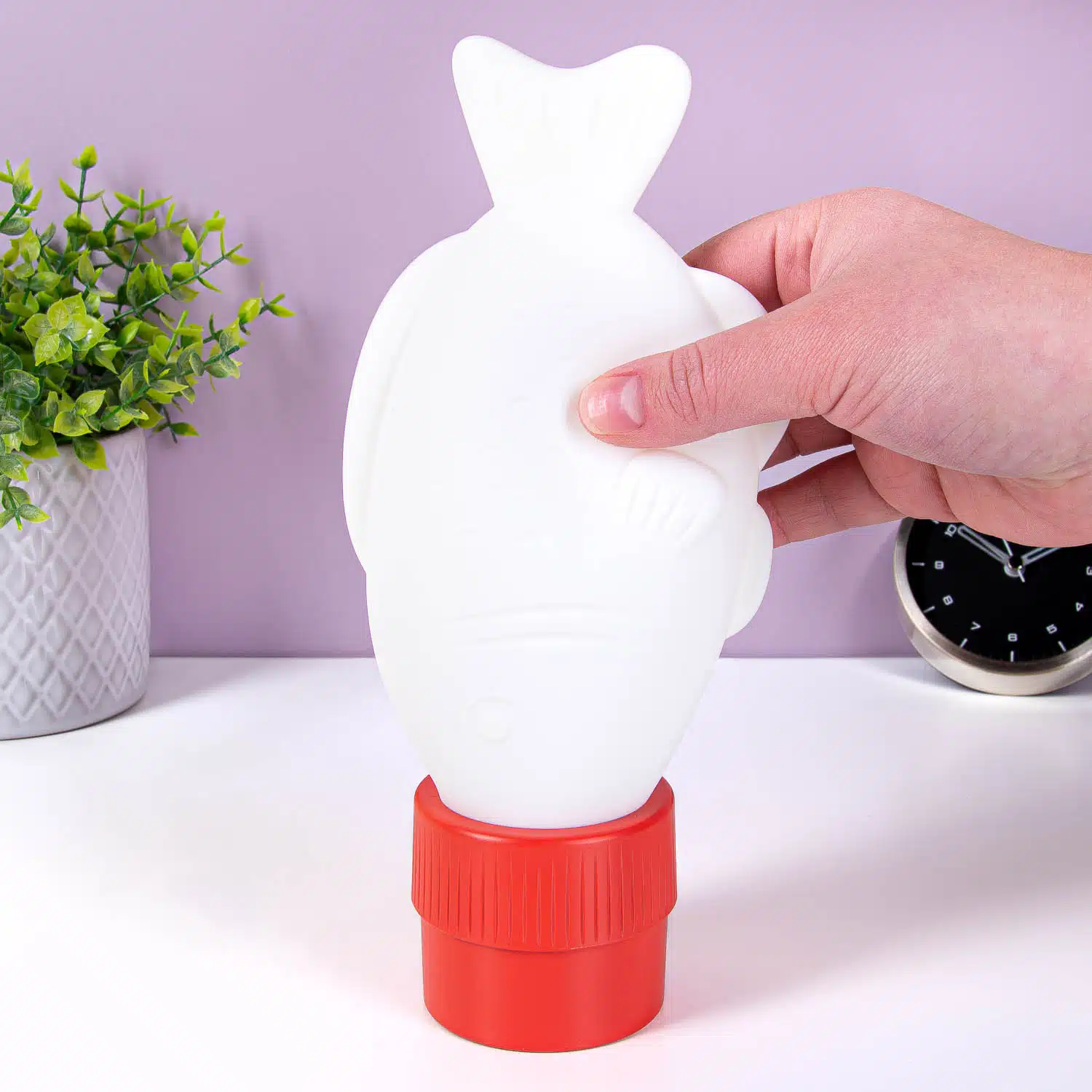 Sojasaus lamp-Met hand