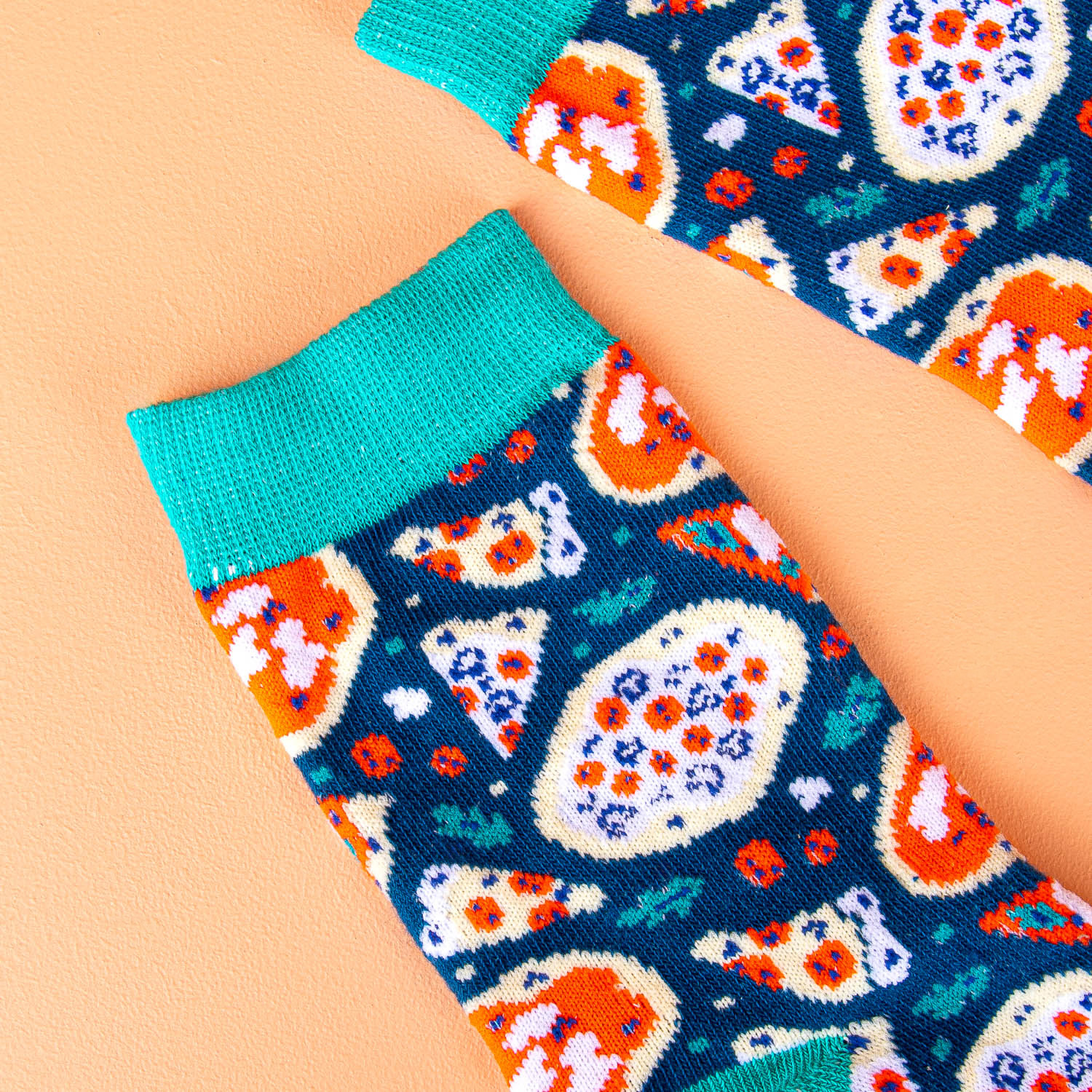 Socks, Pizza-Detail 1