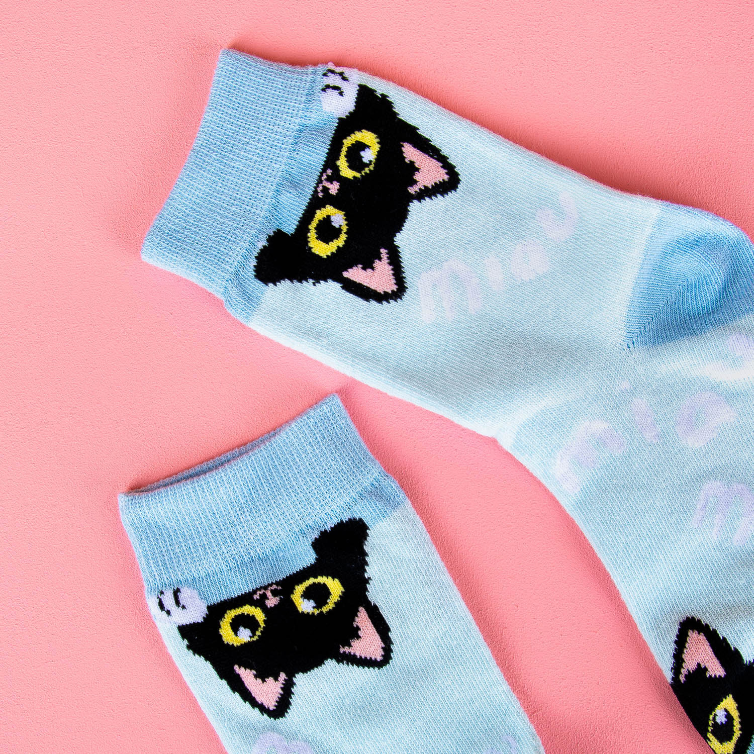 Socks, Cat-Detail 1